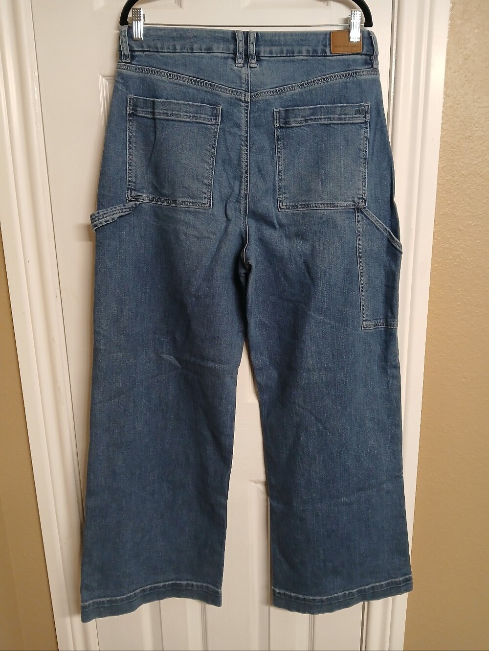 🖤AMERICAN EAGLE Curvy Super High Rise Baggy Wide-Leg Carpenter Jeans - SIZE 12 - Picture 2 of 5
